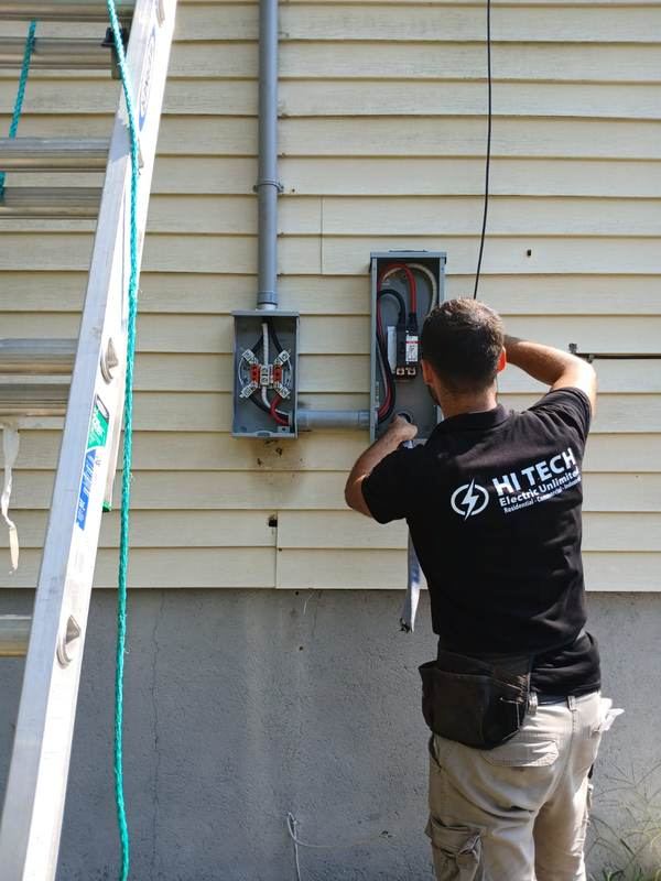 A newly installed 200-amp electrical panel